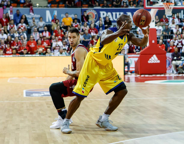 游客都在尽 游客都在尽