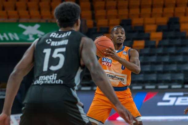 队限制对方 队限制对方